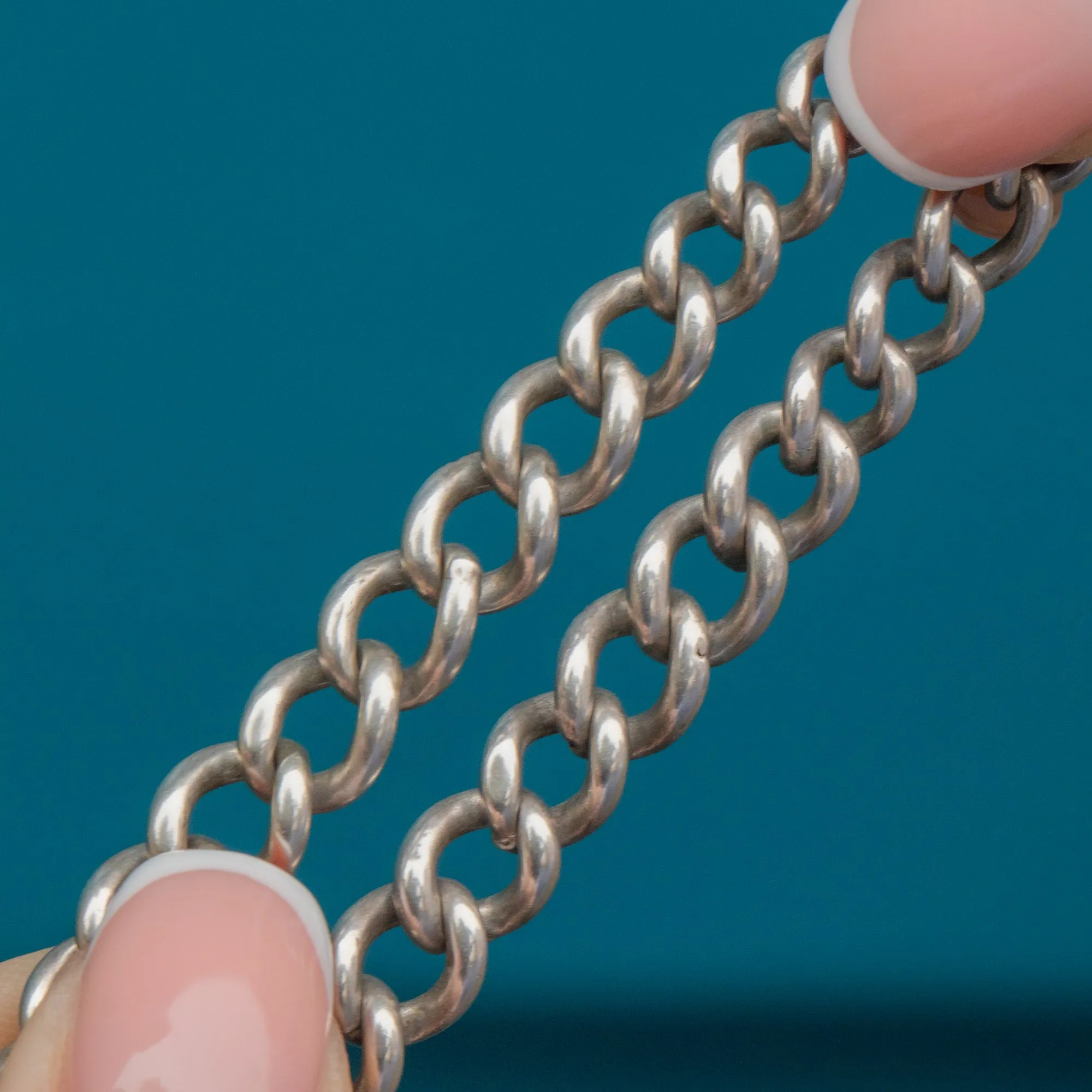 16" Antique Silver Albert Chain, T-Bar and Dog-Clip (30.1g)