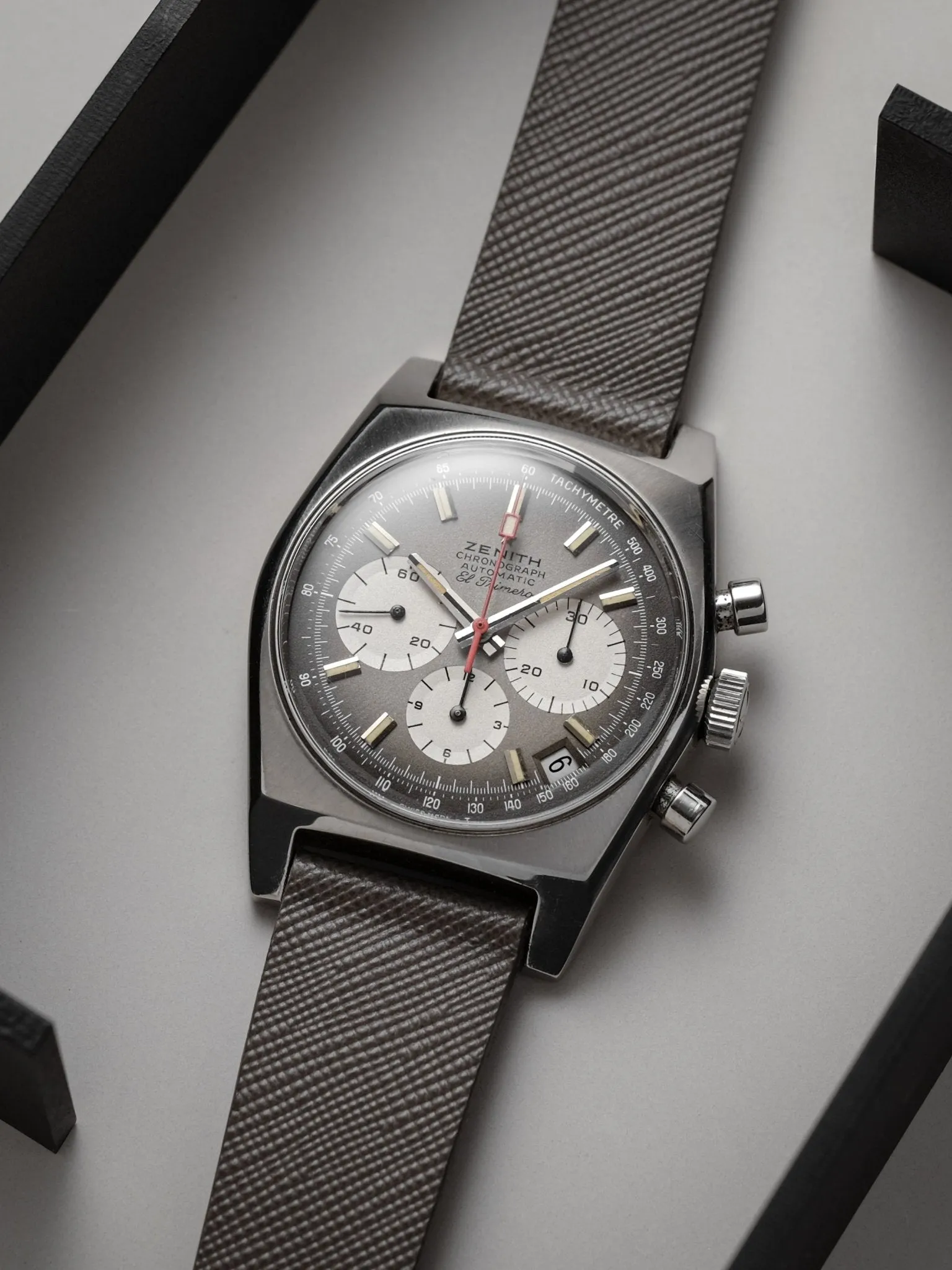 Greytaupe Saffiano