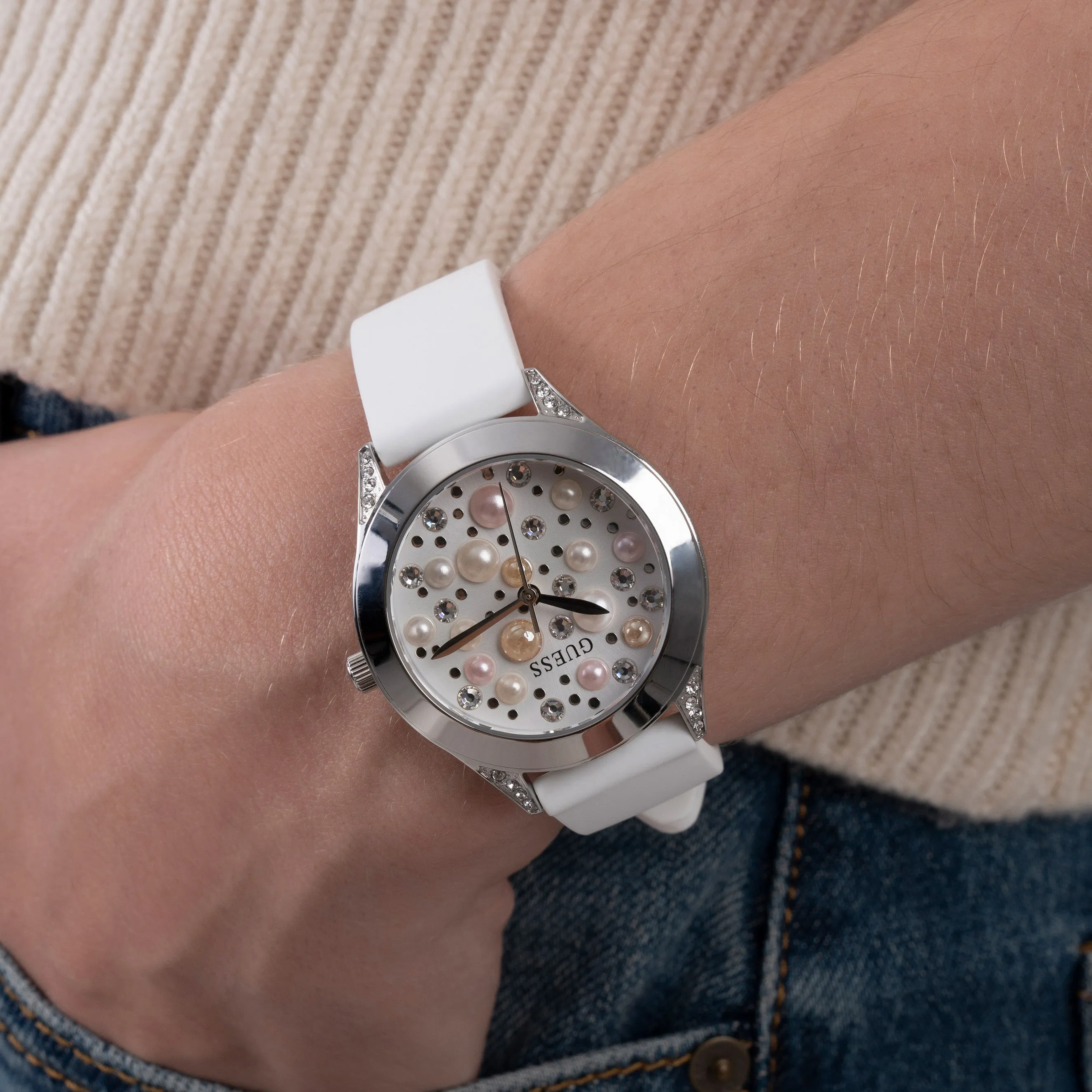 Guess GW0381L1 Ladies Pearl White Watch