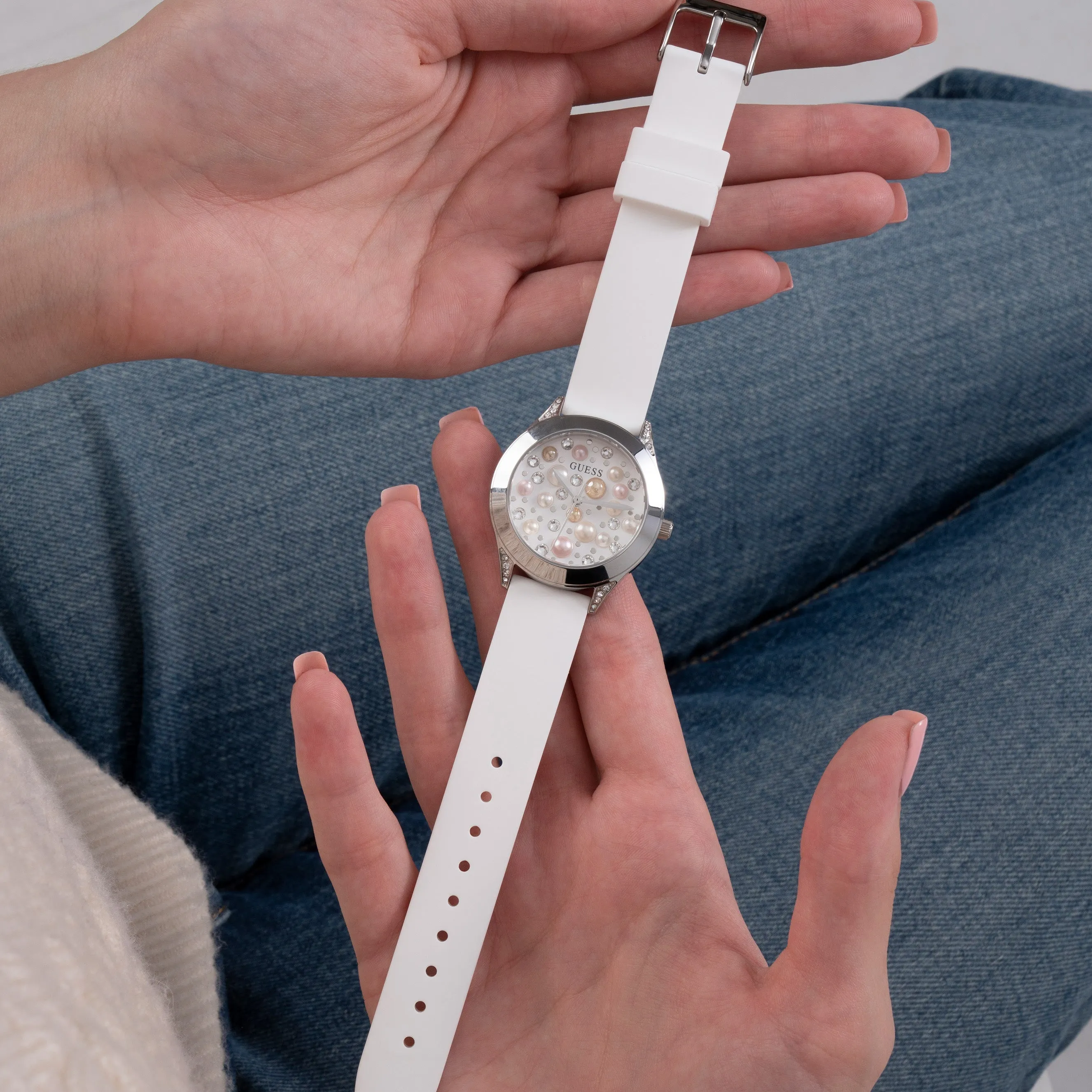 Guess GW0381L1 Ladies Pearl White Watch