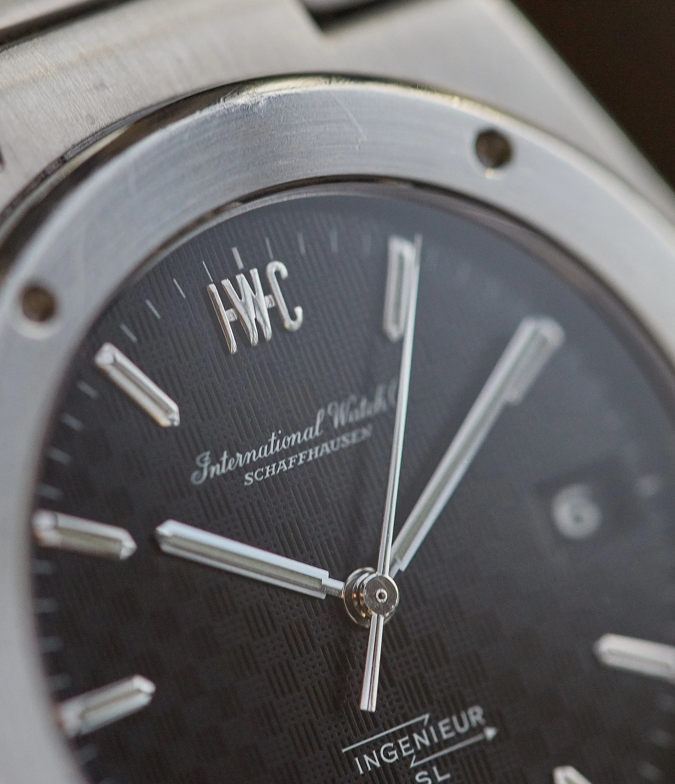Ingénieur SL | 1832 | Steel