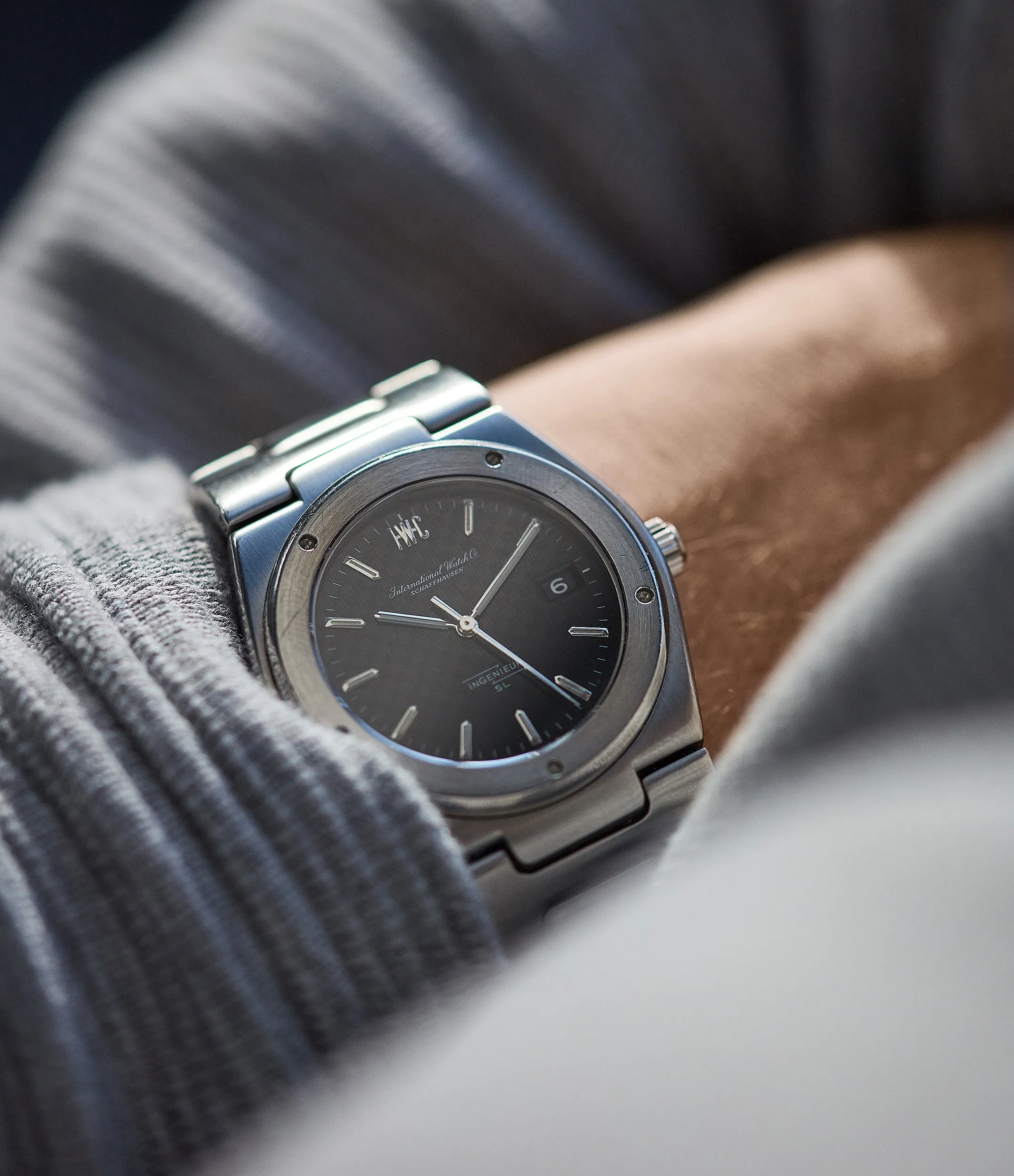 Ingénieur SL | 1832 | Steel