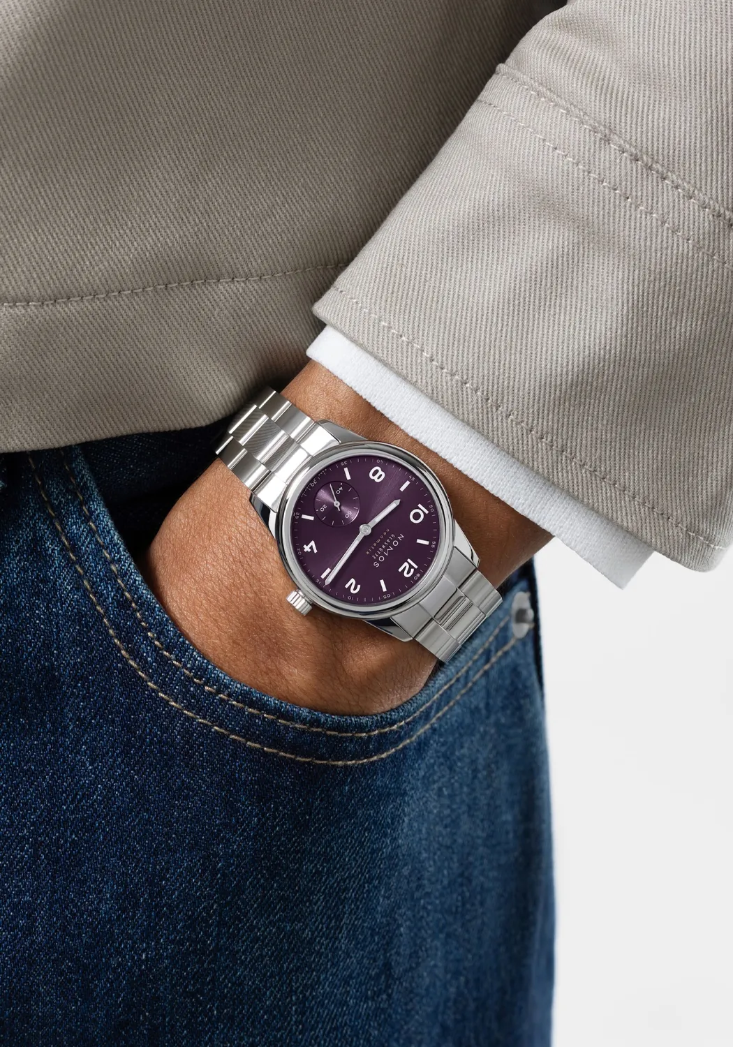 NOMOS Club Sport Neomatik 34 Purple