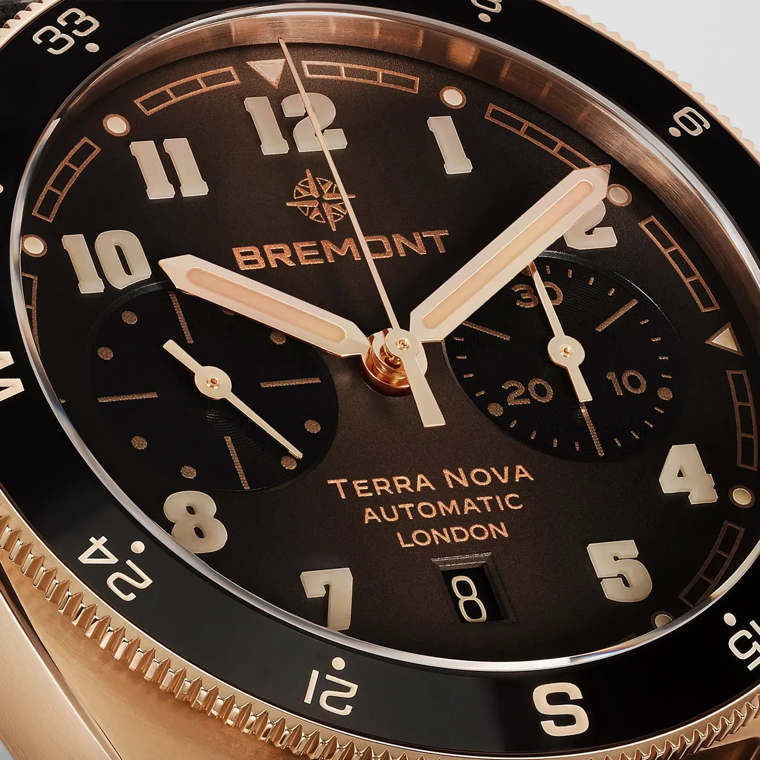 Terra Nova 42.5 Chronograph, Rose Gold